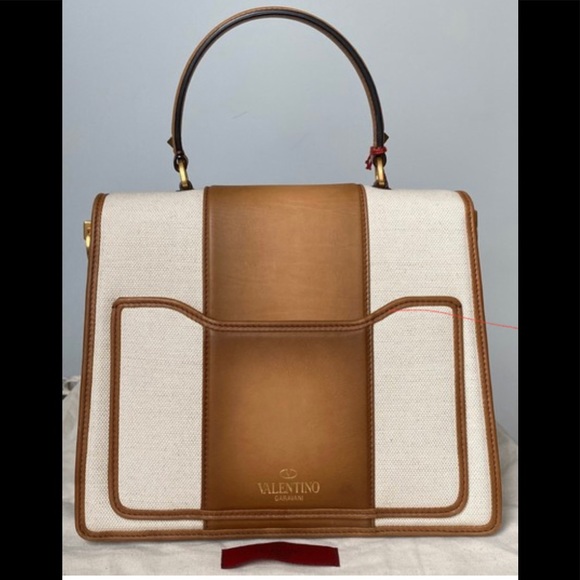 Medium Uptown Rockstud Brown Linen and
Burnished Calfskin Leather Tote - Picture 4 of 12